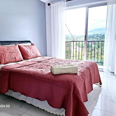 Victoria House Hostel San Isidro De El General Ngoại thất bức ảnh